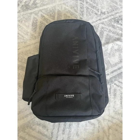 Anivive Travel Backpack All Black Medium - Picture 1 of 5